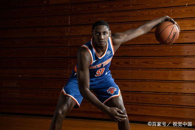 甲亢哥欲为世界杯主题曲唱中文歌词，发现中国未参赛